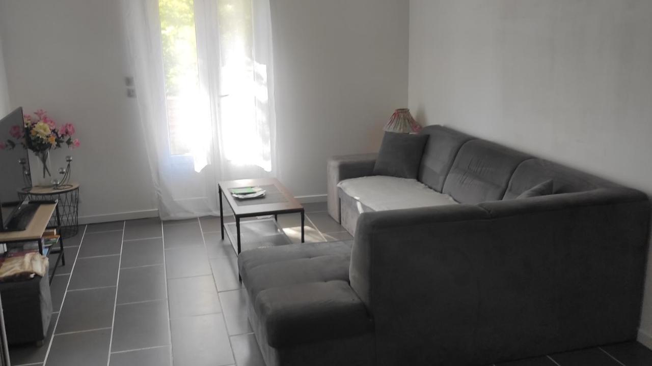 Apartement 'Les Lavandes" Rdc 2Ch - Terrasse Et Parking A Lurs Exterior foto
